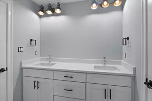 20-35 Shuttleworth Pl, Dedham, MA 02026 - Photo 20