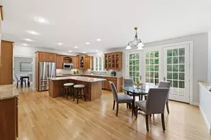 2 Witherbee Ln, Southborough, MA 01772 - Photo 4