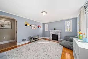 11 Worcester St, Taunton, MA 02780 - Photo 12