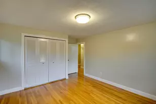 93 Woodcliff Rd, Brookline, MA 02467 - Photo 16