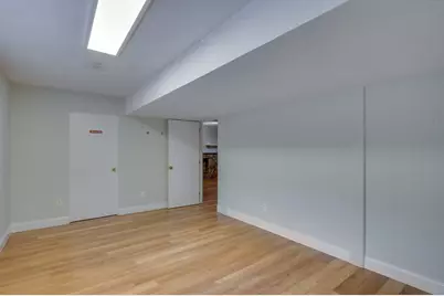 93 Woodcliff Rd, Brookline, MA 02467 - Photo 30