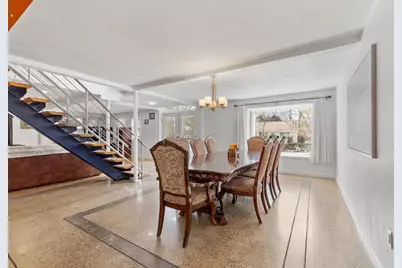 5 Avondale Ave, Billerica, MA 01862 - Photo 14