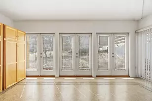 5 Avondale Ave, Billerica, MA 01862 - Photo 12