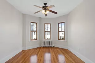 21 1/2 Mount Vernon St, Boston, MA 02125 - Photo 6