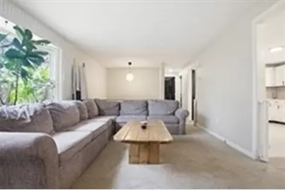 138 Howe St, Marlborough, MA 01752 - Photo 8