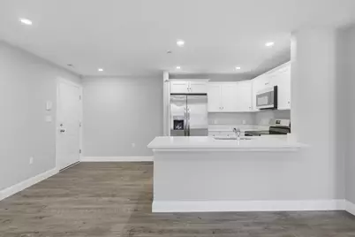 204 Central Street #G, Avon, MA 02332 - Photo 4