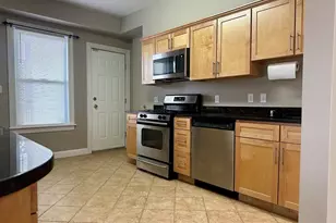 22 Sewall St, Somerville, MA 02145 - Photo 2