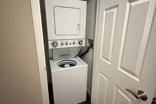 51 Chelsea St, Boston, MA 02128 - Photo 10