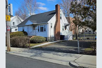 70 Sprague St, Revere, MA 02151 - Photo 38