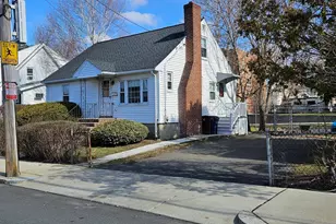 70 Sprague St, Revere, MA 02151 - Photo 38