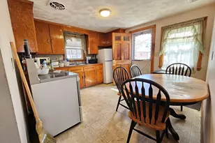 70 Sprague St, Revere, MA 02151 - Photo 8