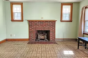 70 Sprague St, Revere, MA 02151 - Photo 6