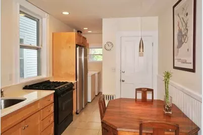 49 Prince Street #1, Brookline, MA 02445 - Photo 6