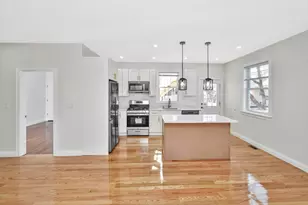 30 Hiawatha Rd, Boston, MA 02126 - Photo 10