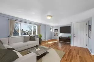 14R Spring St, Gloucester, MA 01930 - Photo 2