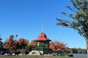 18 Gould St, Wakefield, MA 01880 - Photo 34