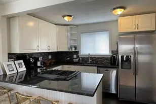 18 Gould St, Wakefield, MA 01880 - Photo 6