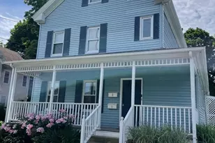 18 Gould St, Wakefield, MA 01880 - Photo 1