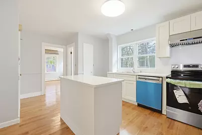 234 York St, Canton, MA 02021 - Photo 4