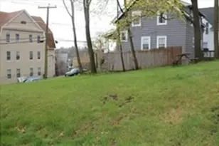 26 Loring St, Worcester, MA 01606 - Photo 20