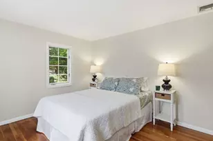 49 Yarmouth St, Longmeadow, MA 01106 - Photo 16