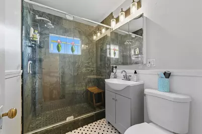 66 Fairfield St, Springfield, MA 01108 - Photo 30