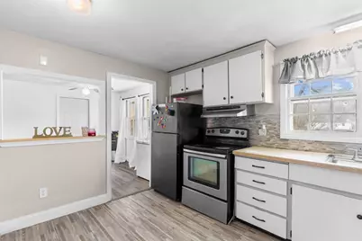 529 Howard St, Brockton, MA 02302 - Photo 16