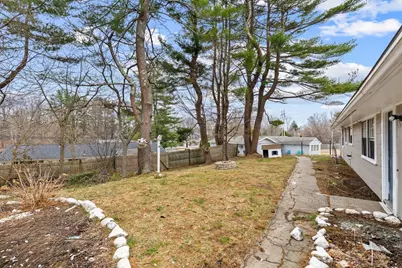 529 Howard St, Brockton, MA 02302 - Photo 16