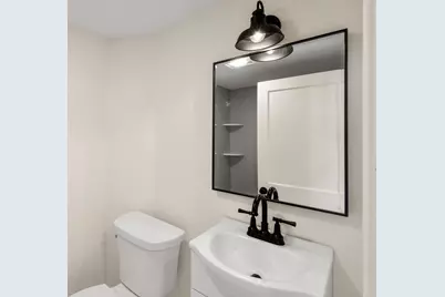 23 Ward St, Woburn, MA 01801 - Photo 34