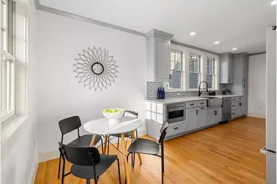 23 Ward St, Woburn, MA 01801 - Photo 14
