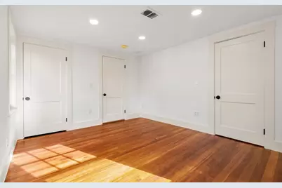 23 Ward St, Woburn, MA 01801 - Photo 36