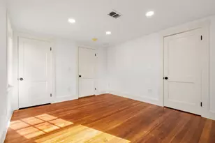 23 Ward St, Woburn, MA 01801 - Photo 36