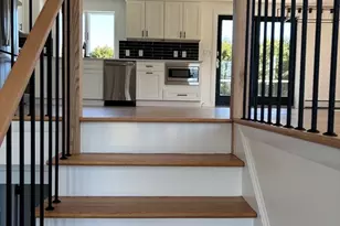 585 N Eastern Ave, Fall River, MA 02720 - Photo 12