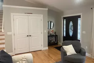 75 Kendall St, Granby, MA 01033 - Photo 4