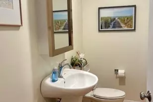 7 Bay St, Hull, MA 02045 - Photo 8