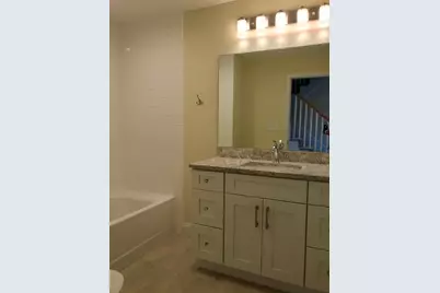 7 Bay St #10, Hull, MA 02045 - Photo 16