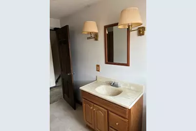 64 Loiselle Ave, Fitchburg, MA 01420 - Photo 10