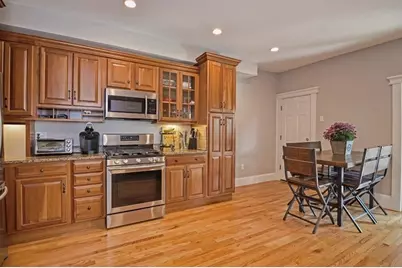 651 East 6th Street #2, Boston, MA 02127 - Photo 4