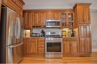 651 East 6th Street #2, Boston, MA 02127 - Photo 2