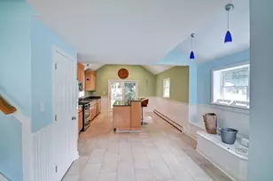 30 Thayer Ave, Weymouth, MA 02188 - Photo 12