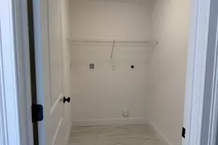 3 Jennifer Cir, Bridgewater, MA 02324 - Photo 6