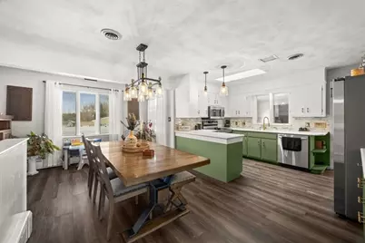 941 Bartlett St, New Bedford, MA 02745 - Photo 12