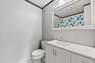 1576 N Main St, Fall River, MA 02720 - Photo 14