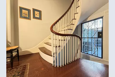 9 West Cedar St, Boston, MA 02108 - Photo 10