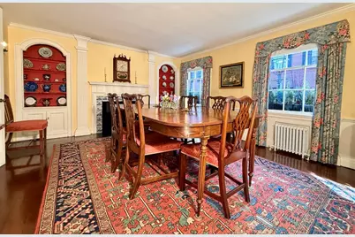 9 West Cedar St, Boston, MA 02108 - Photo 8