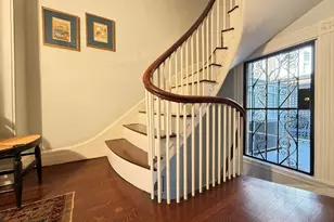 9 W Cedar St, Boston, MA 02108 - Photo 10