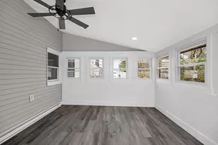 8 Mt Auburn St, Lawrence, MA 01843 - Photo 18