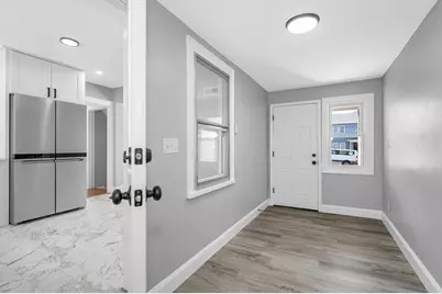 8 Mount Auburn St, Lawrence, MA 01843 - Photo 16