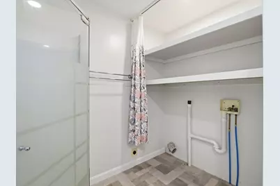 7 Atlas St, Worcester, MA 01604 - Photo 22