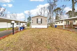 18 Timber Ln, Wareham, MA 02576 - Photo 2